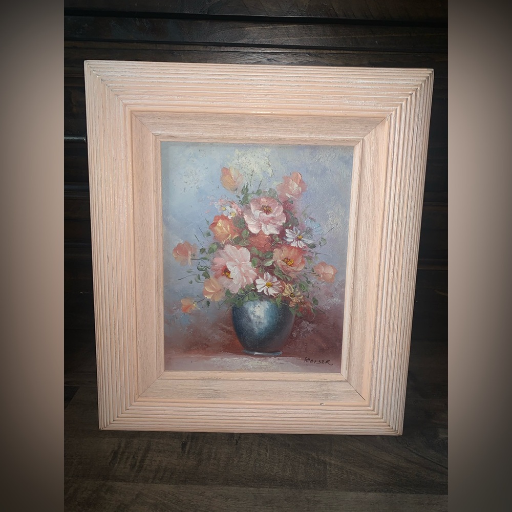 VINTAGE ORIGINAL OIL ON CANVAS PAINTING OF A FLORAL ARRANGEMENT IN A BLUE VASE
